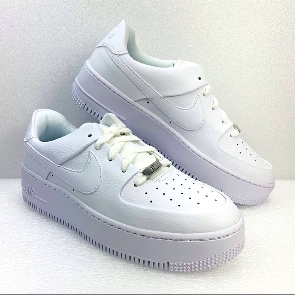 nike women's air force 1 sage low white